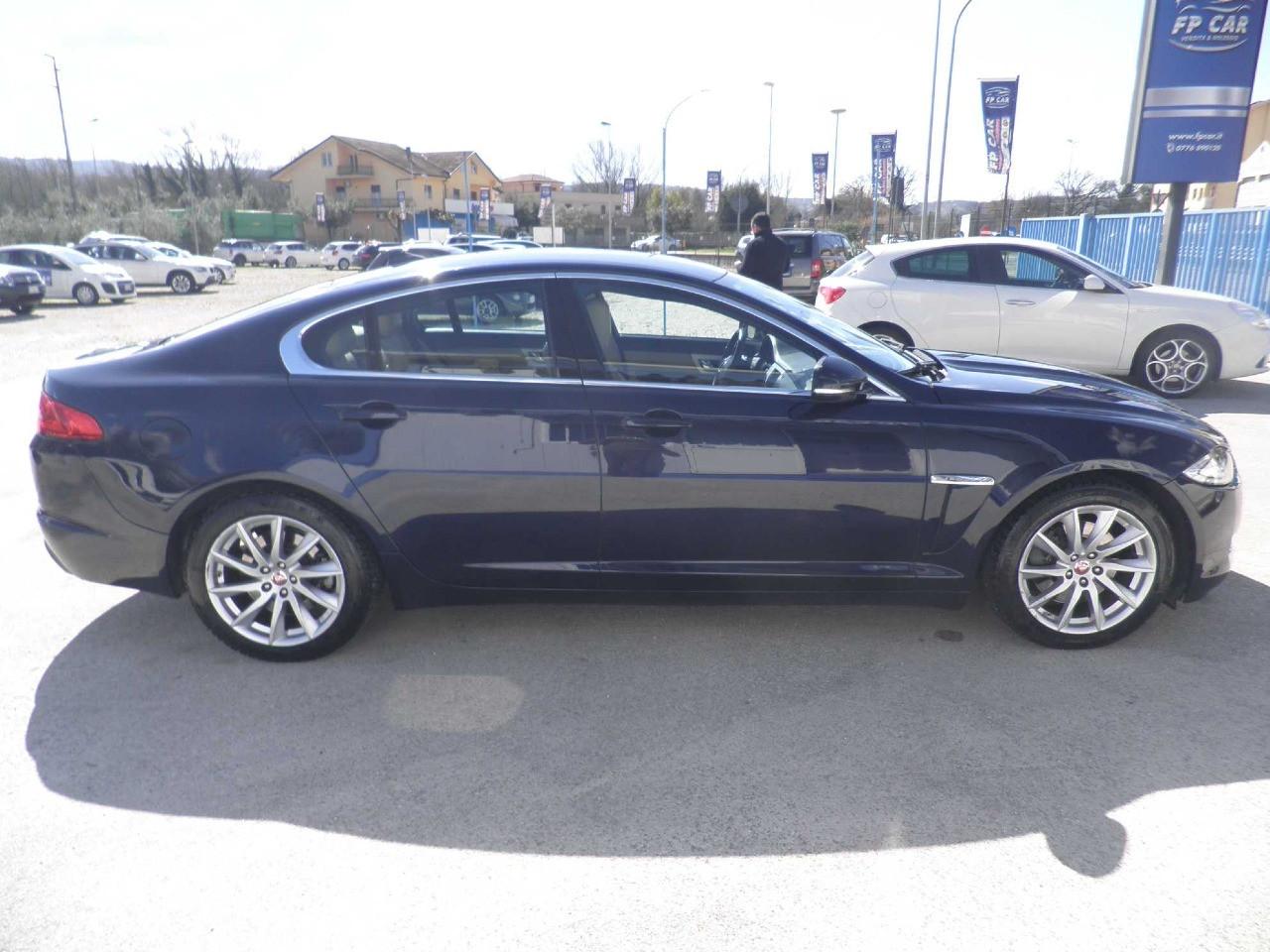 Jaguar XF 2.2d LE 163cv auto