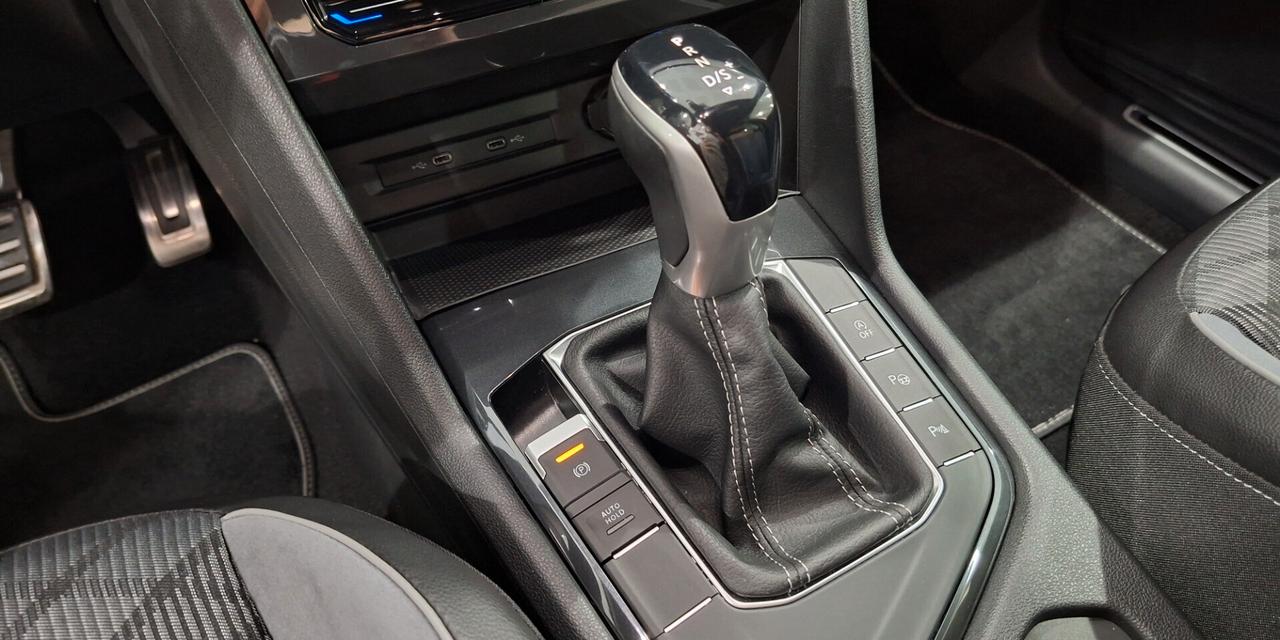 Volkswagen Tiguan 2.0 TDI SCR 150 CV DSG R-Line