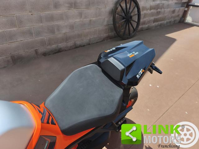 KTM 1290 Super Duke R R