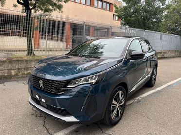 PEUGEOT 3008 PureTech Turbo 130CV Allure Pack NAVI+RETR.