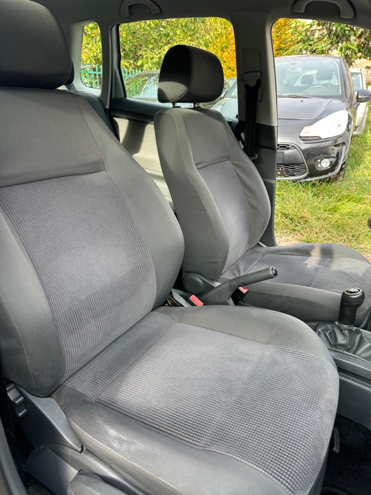 Volkswagen POLO 1.4/80CV TDI 5P SPORTLINE NEOPAT