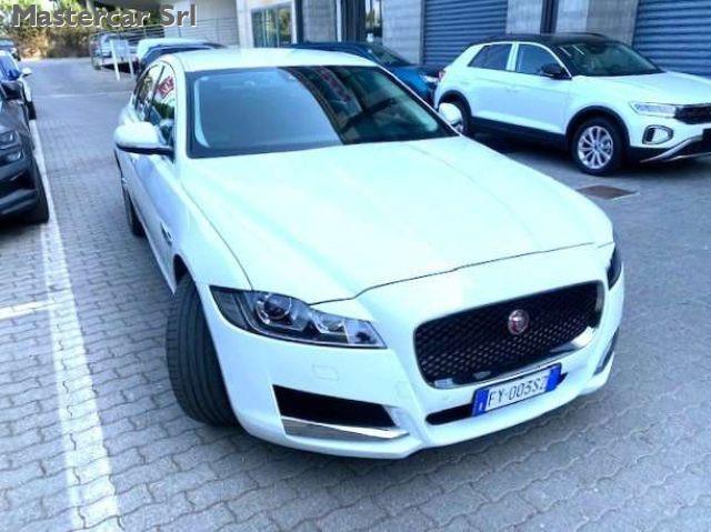 JAGUAR XF XF II Berlina 2.0d i4 Prestige 180cv Auto- FY003SZ