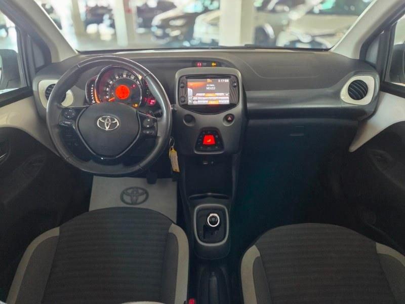 Toyota Aygo 2ª serie Connect 1.0 VVT-i 72 CV 5 porte x-wave MMT