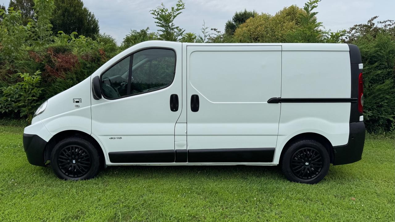 RENAULT TRAFIC 2.0 CTDI 115 FURGONE Van AUTOCARRO