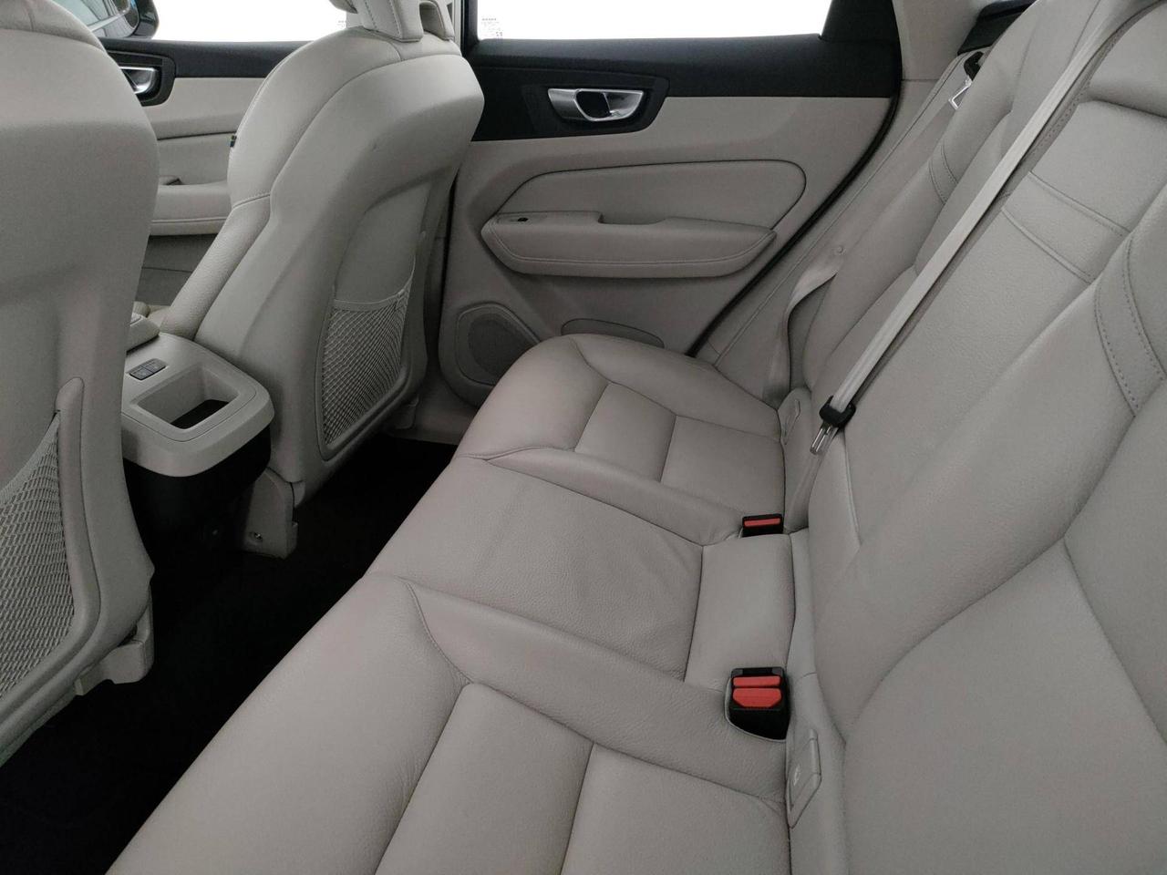 Volvo XC60 2.0 b5 Inscription awd