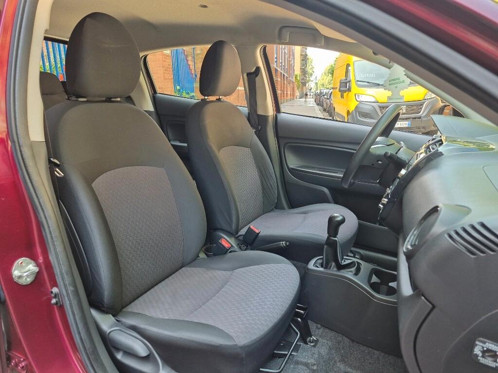 Mitsubishi Space Star Space Star 1.0 Invite