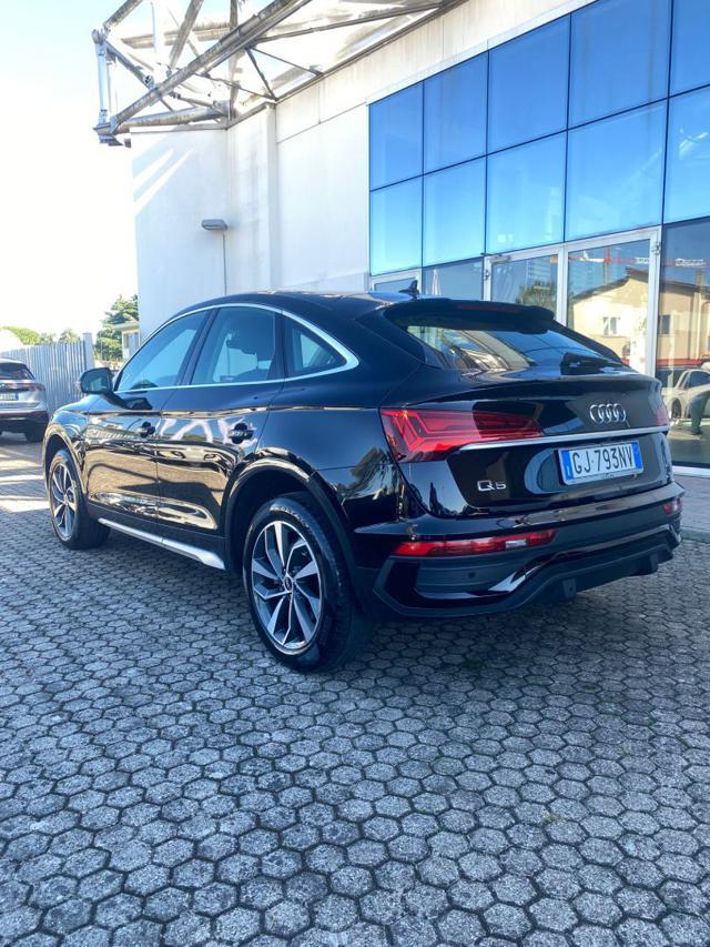 AUDI Q5 40 TDI quattro Business Advanved FARI MATRIX