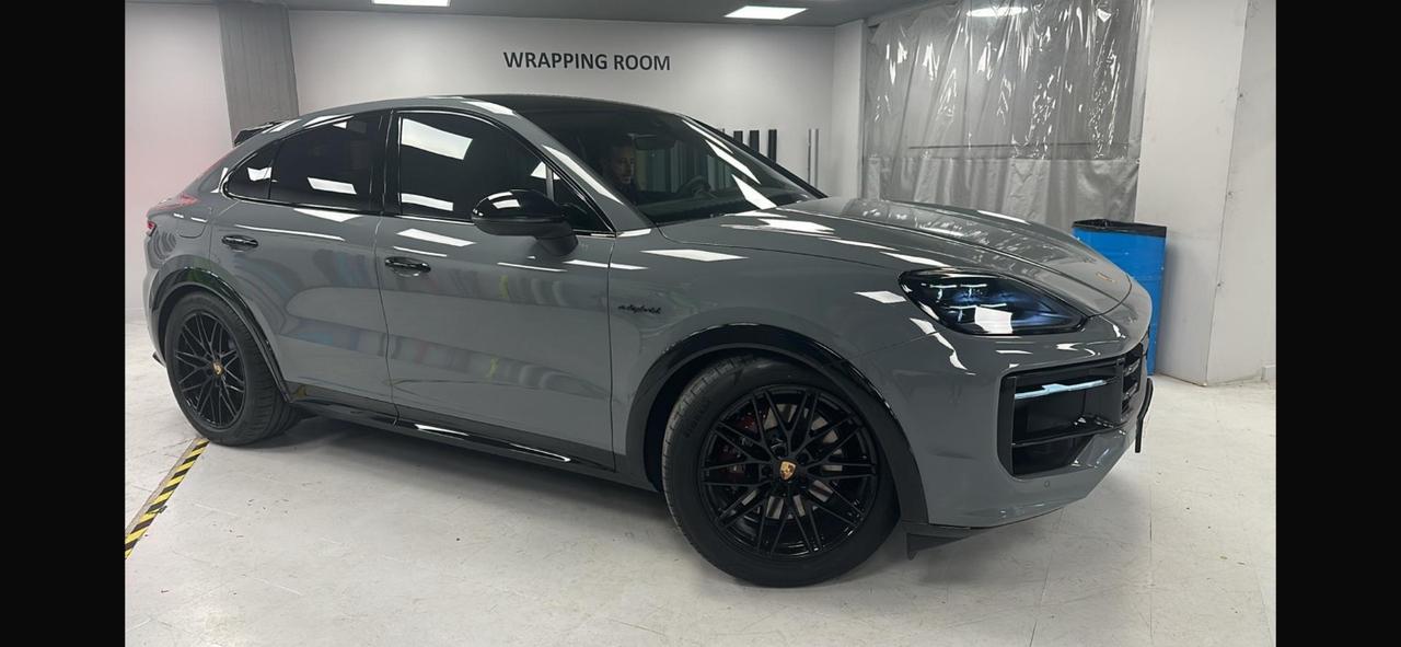 Porsche Cayenne 3.0 V6 E-Hybrid