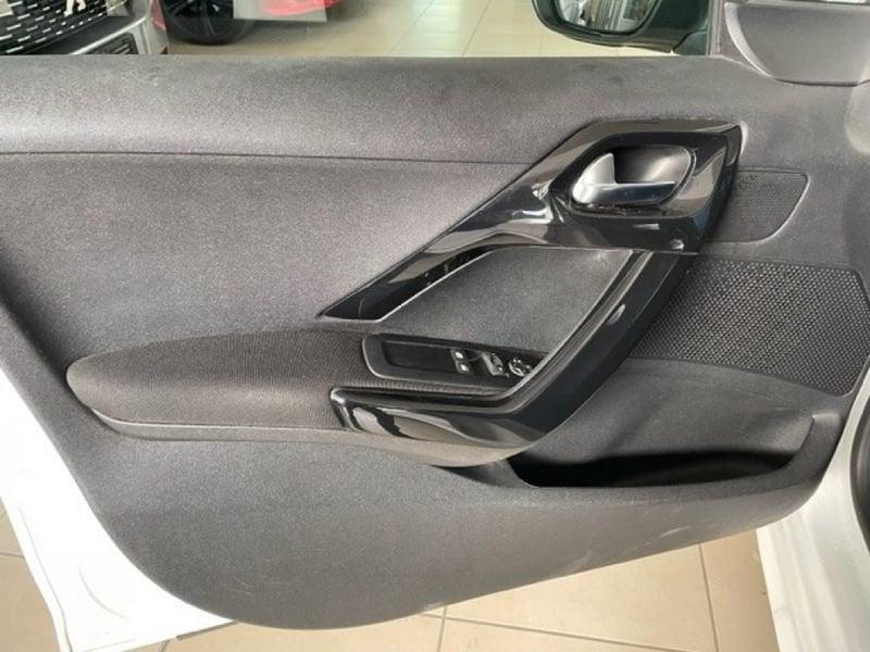 Peugeot 208 BlueHDi 75 5 porte Mix Autocarro N1 4 posti 5.900 + IVA 22%