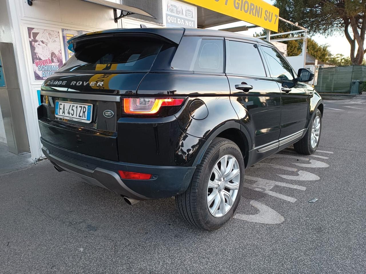 Land Rover Range Evoque 2.2 TD4 5p. Prestige