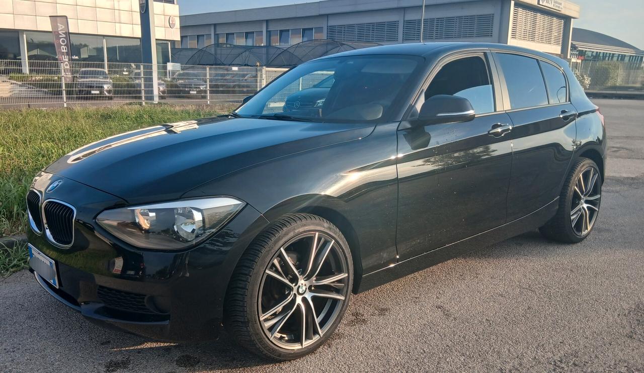Bmw 114i 5p. Sport