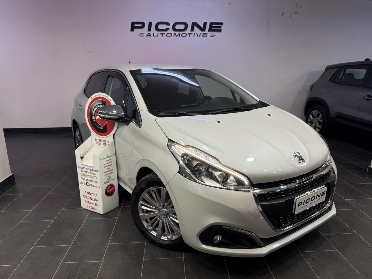 Peugeot 208 BlueHDi 100 S&S 5 porte Allure