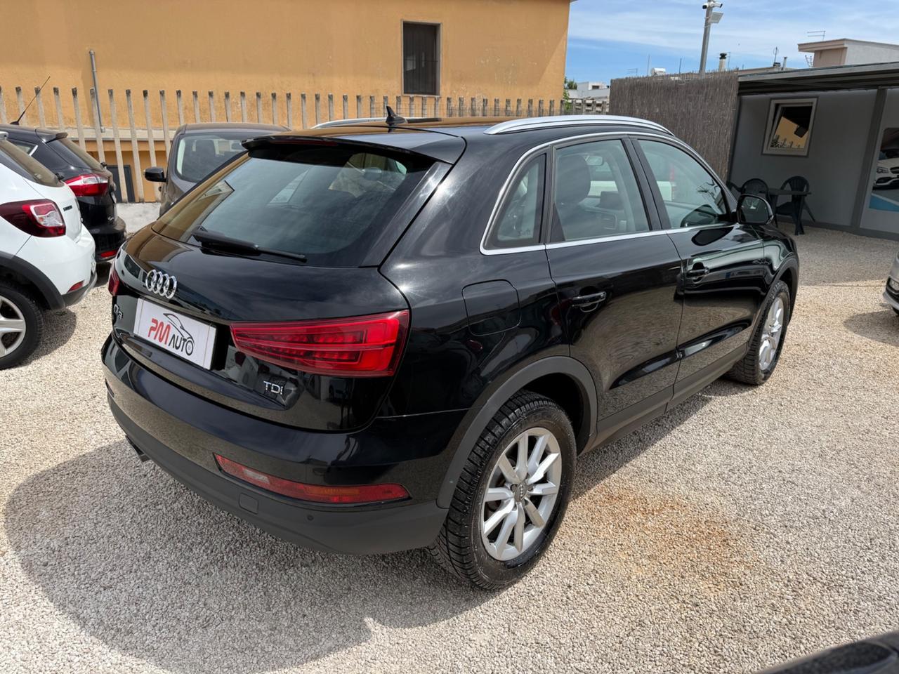Audi Q3 2.0 TDI 120 CV Sport