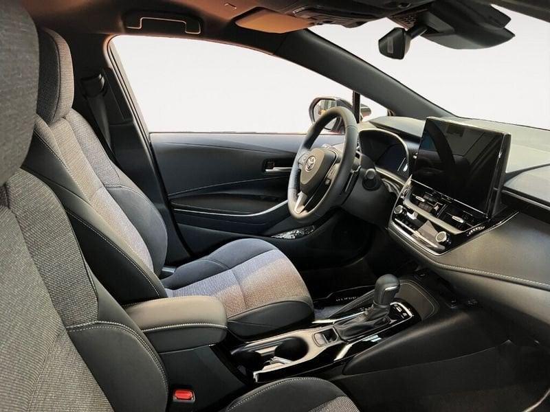Toyota Corolla (2018-->) Active 2.0 Hybrid Touring Sports