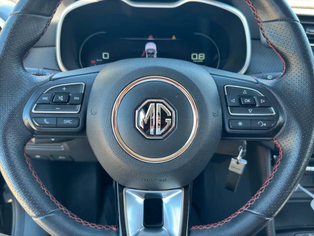 Mg ZS 1.5 Luxury CON TELECAMERA E CARPLAY