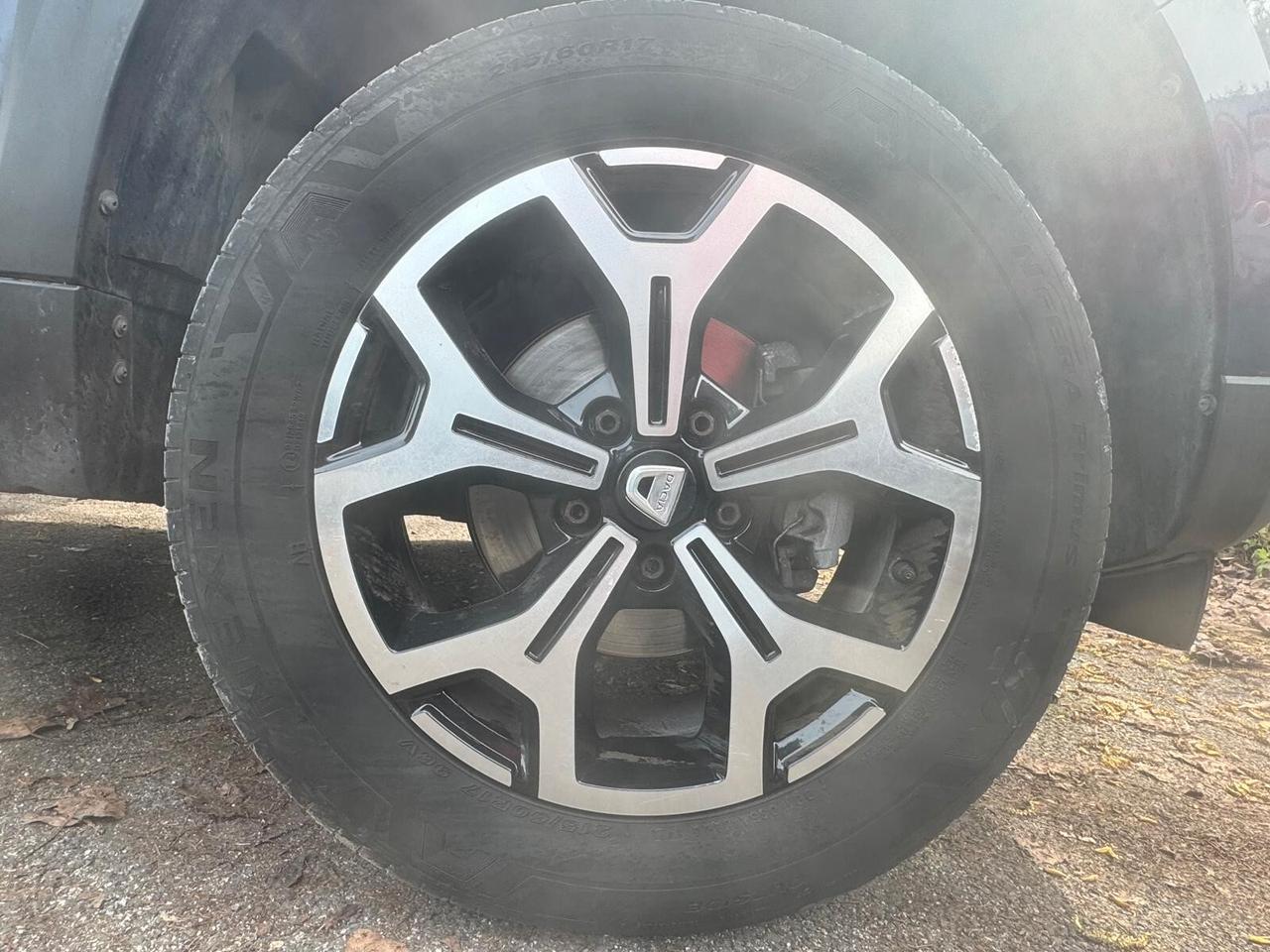 Dacia Duster 1.0 TCe 100 CV ECO-G 4x2 15th Anniversary