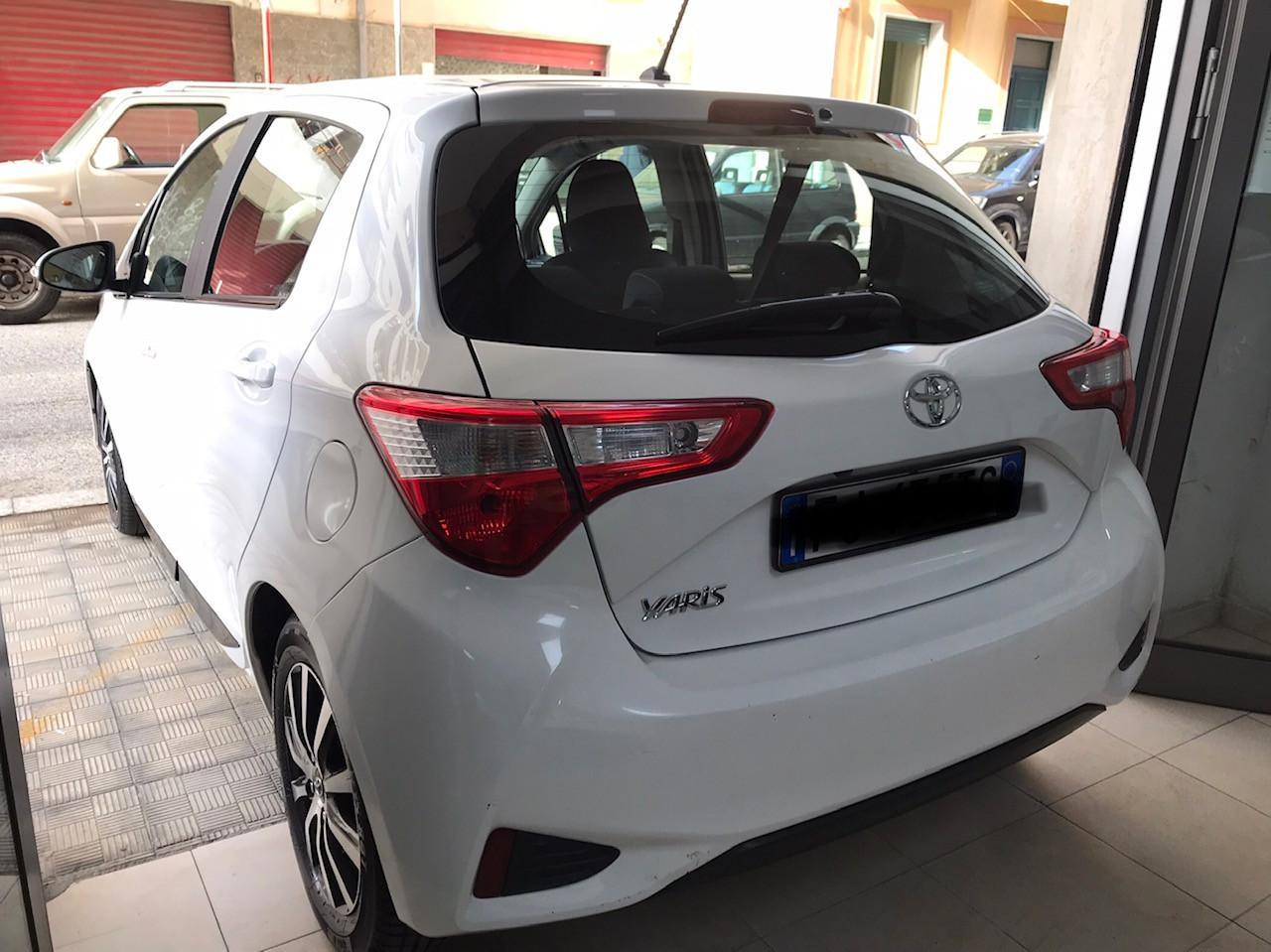 Toyota Yaris 1.4 D-4D 5 porte Lounge