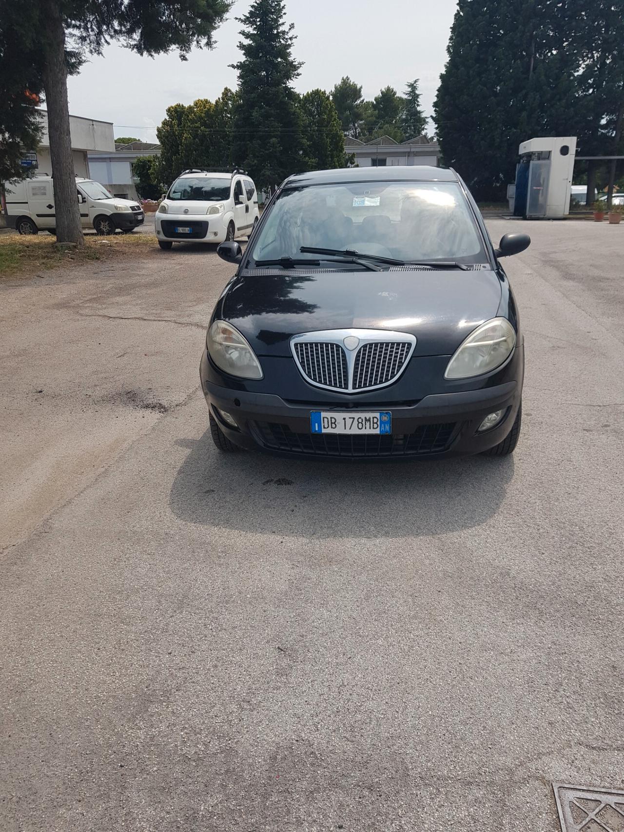 Lancia Ypsilon 1.3 MJT 75 CV 2006