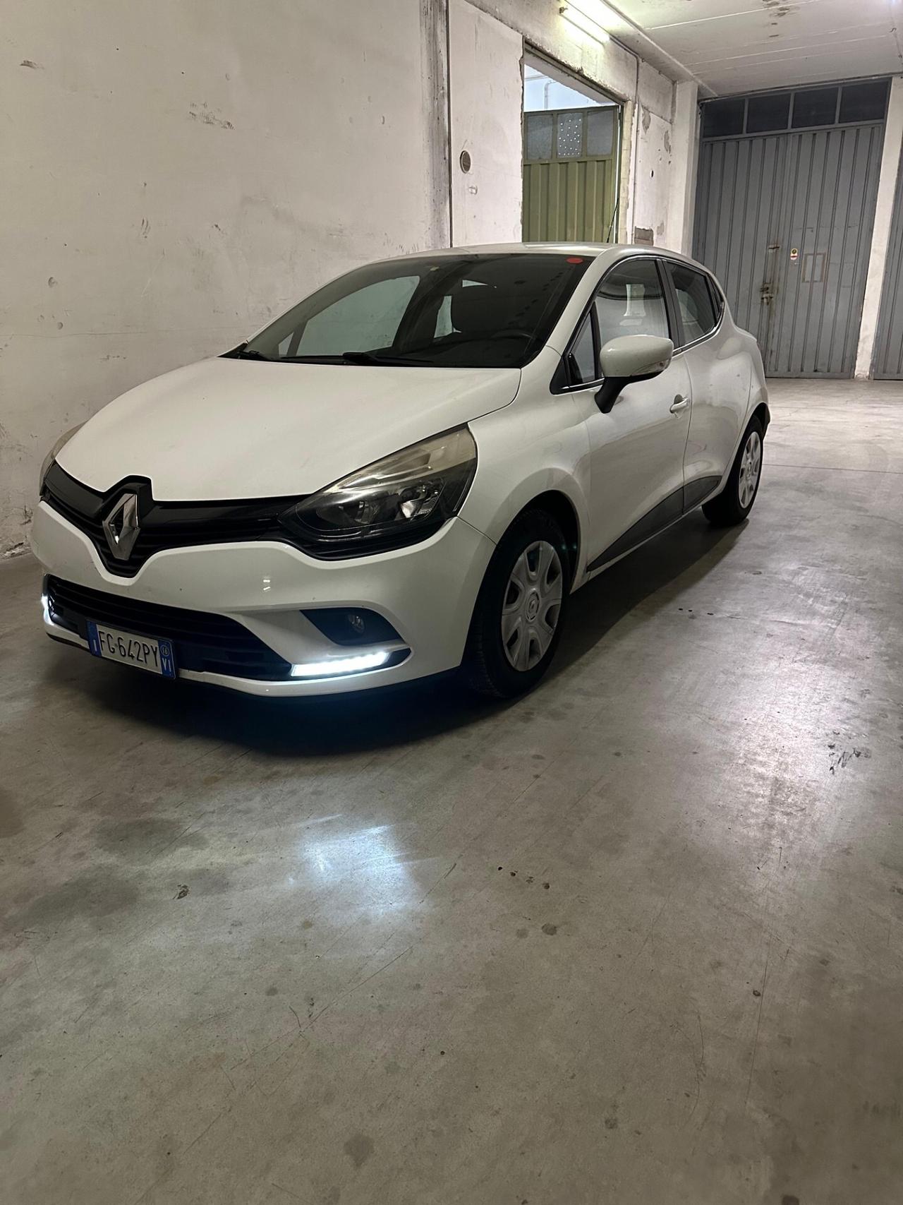 Renault Clio dCi 8V 75 CV Start&Stop 5 porte Energy Intens