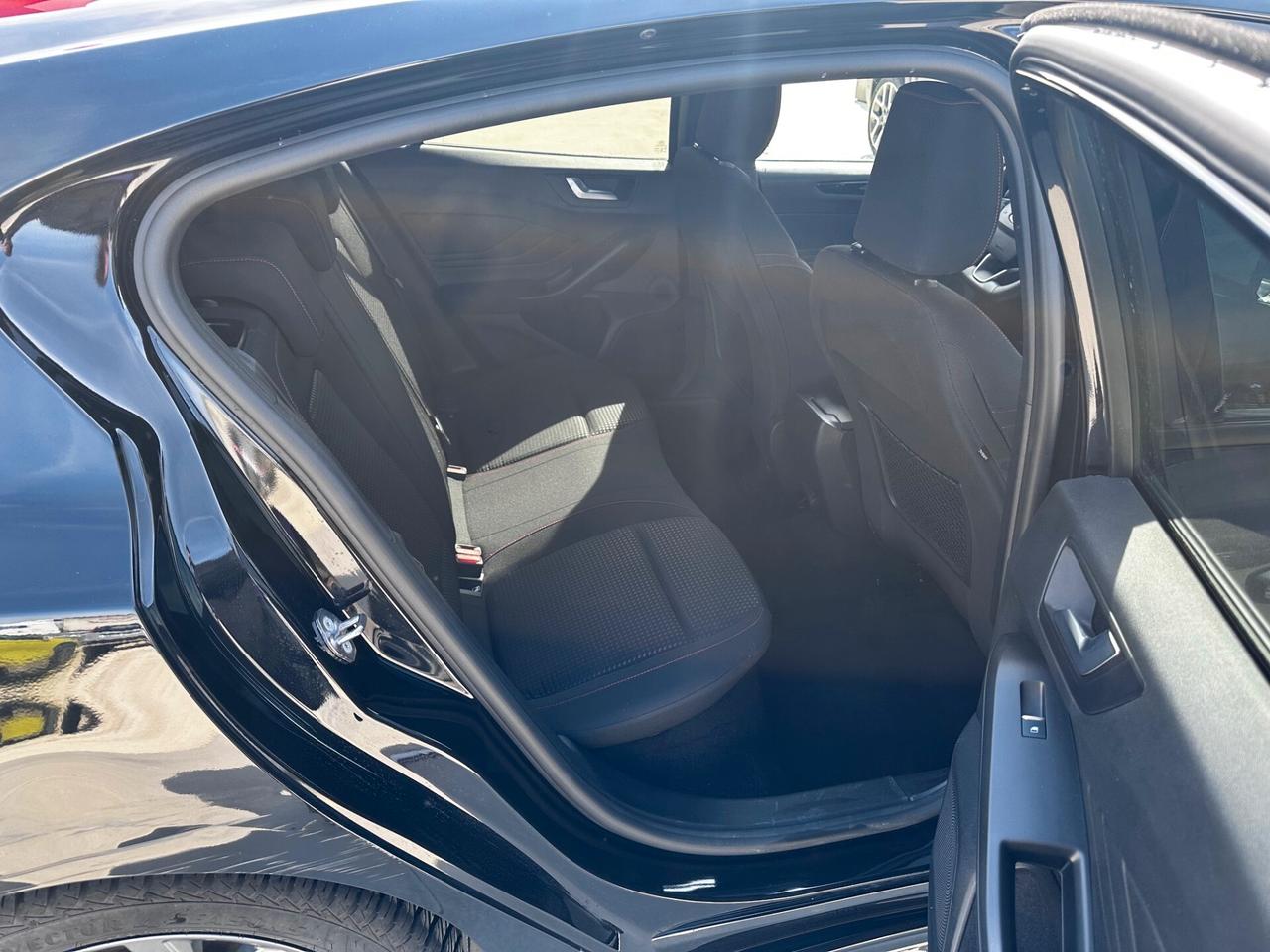 Ford Focus 1.5TDCI 115 CV automatico ST-Line PREZZO VERO