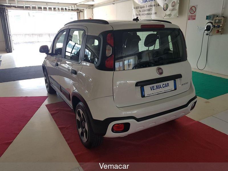 FIAT Panda 1.0 FireFly S&S Hybrid City Cross, ok neopatentati solo 27mila km