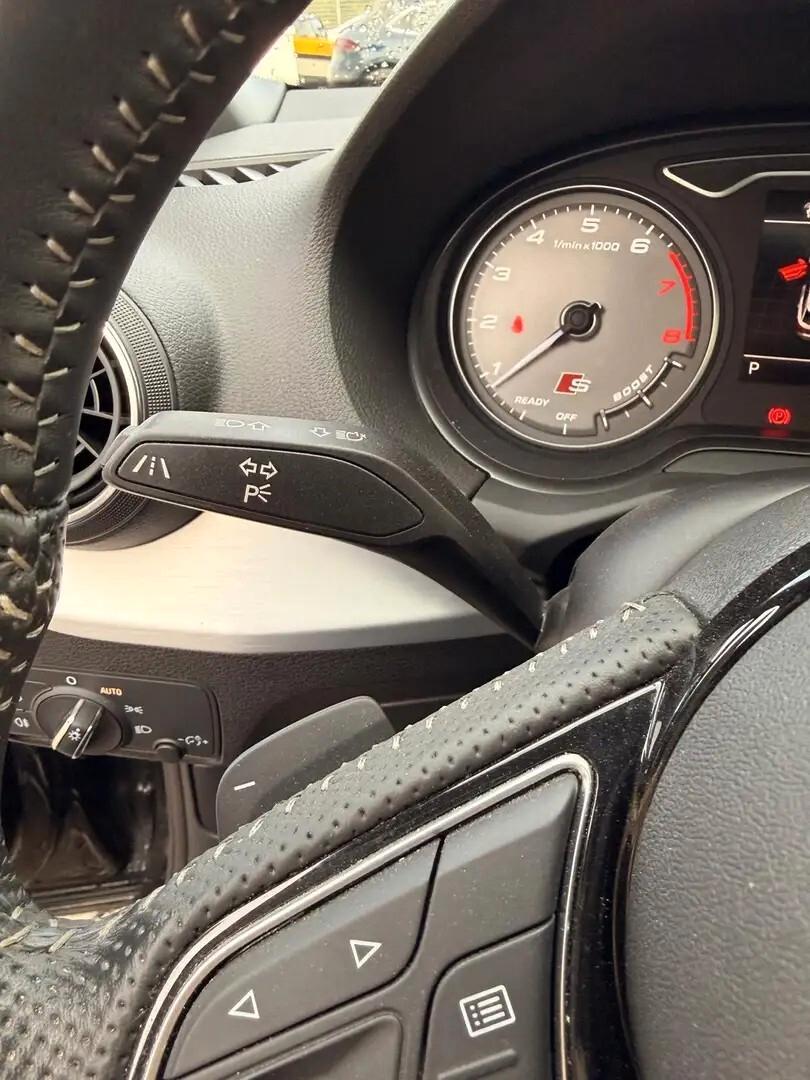 Audi Q2 SQ2 TFSI quattro S tronic