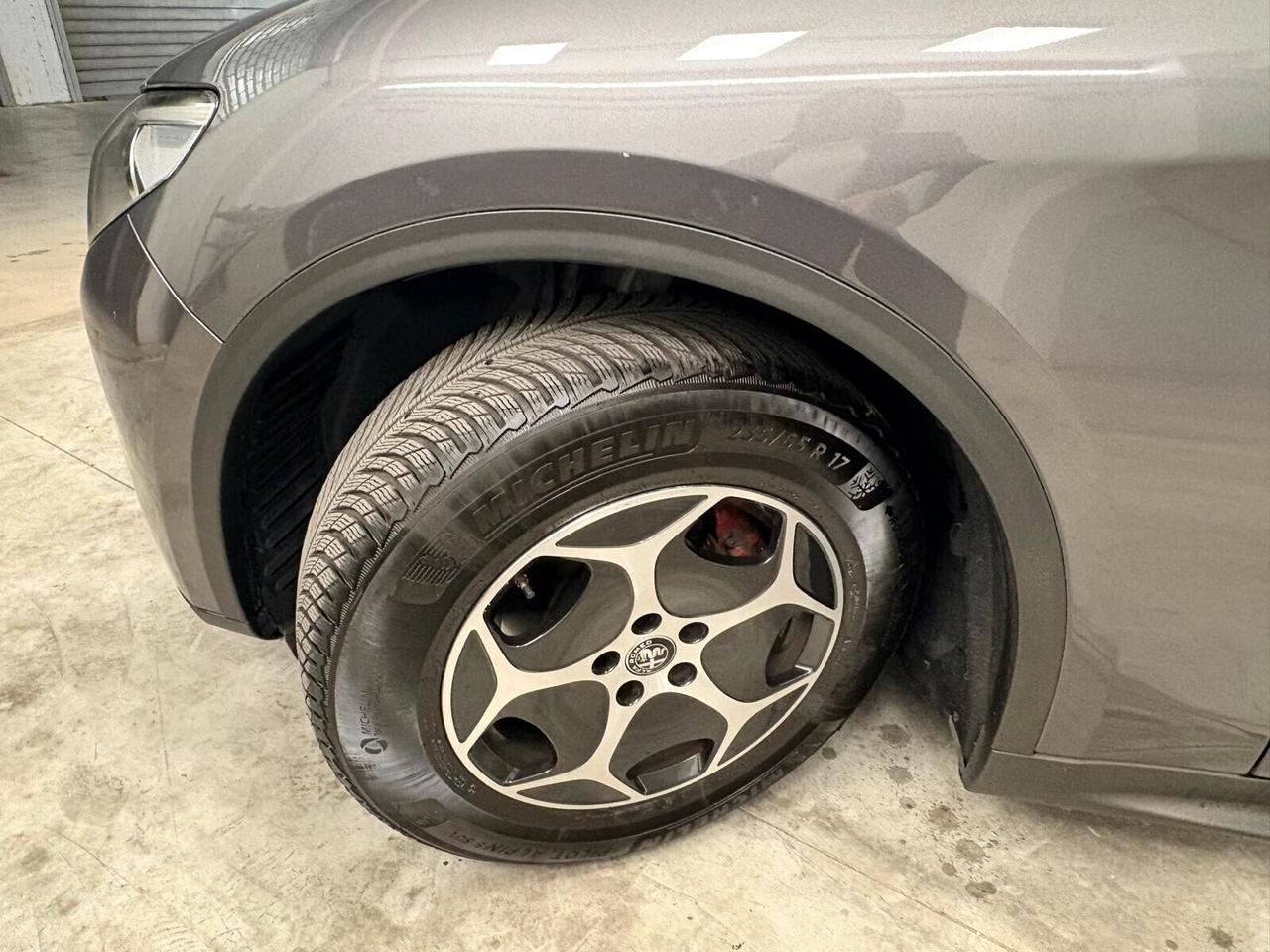 Alfa Romeo Stelvio 2.2 Turbodiesel 190 CV AT8 RWD Business