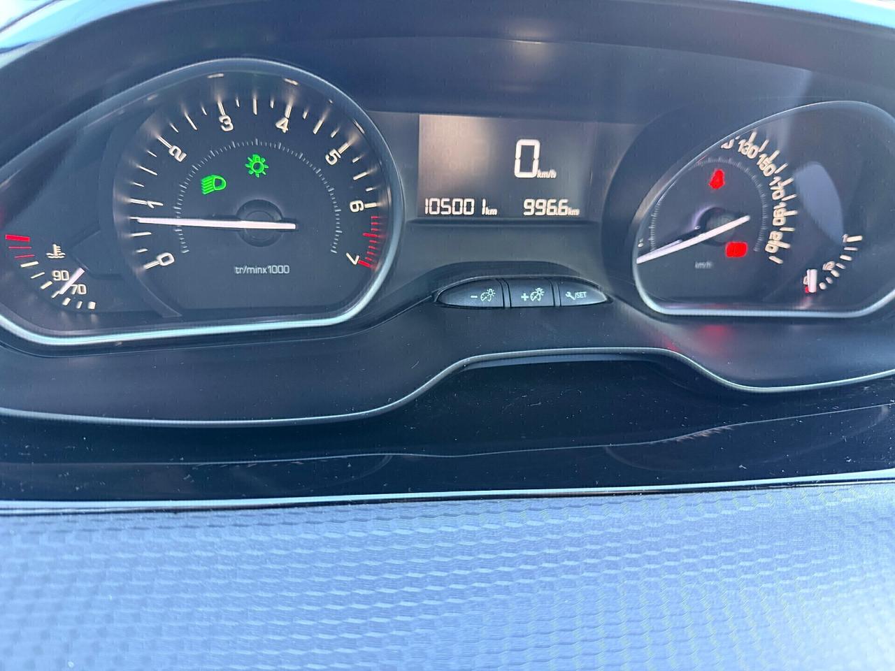 Peugeot 2008 PureTech 82 Allure