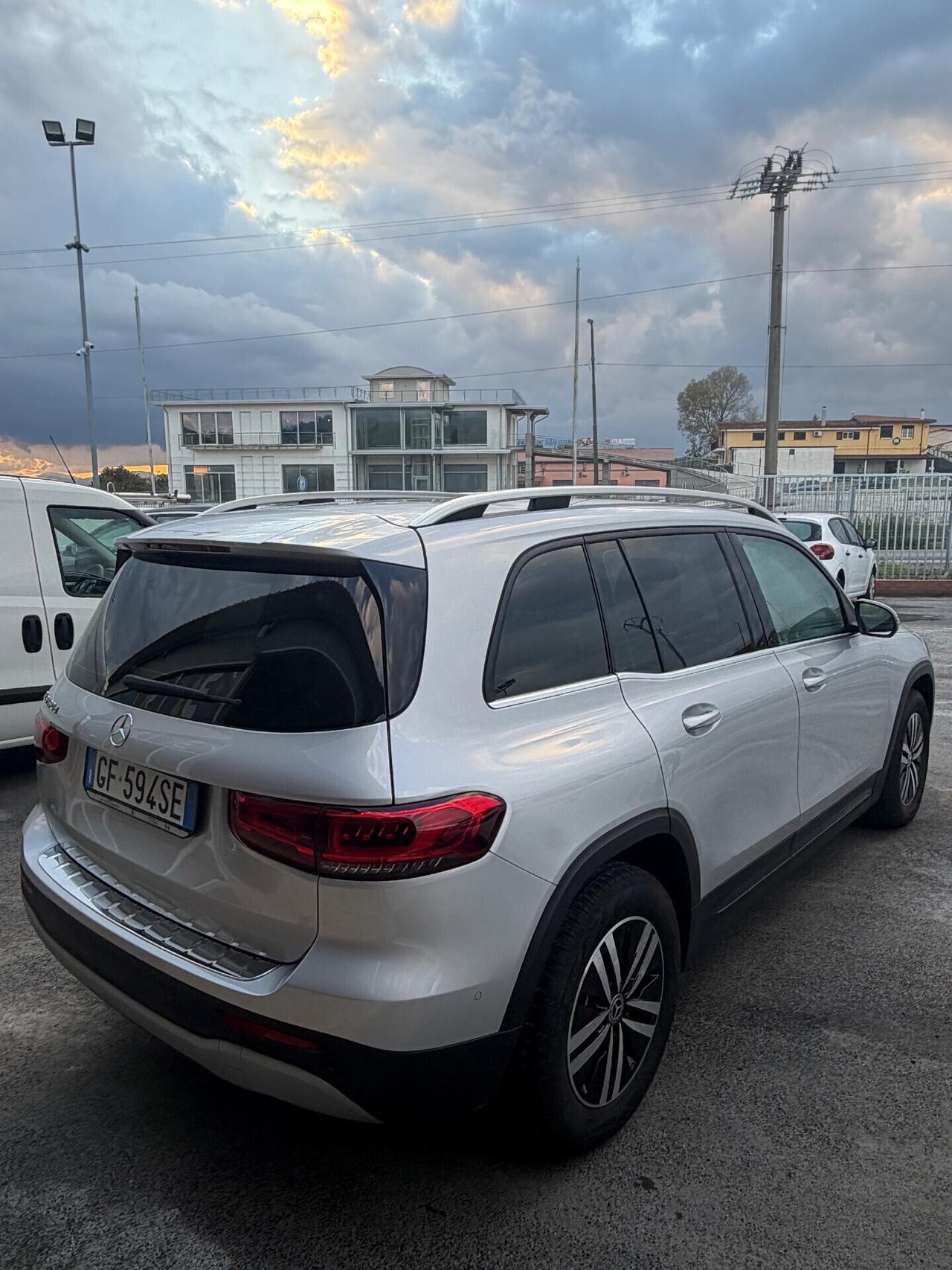 Mercedes-benz GLB 180 d Automatic Business