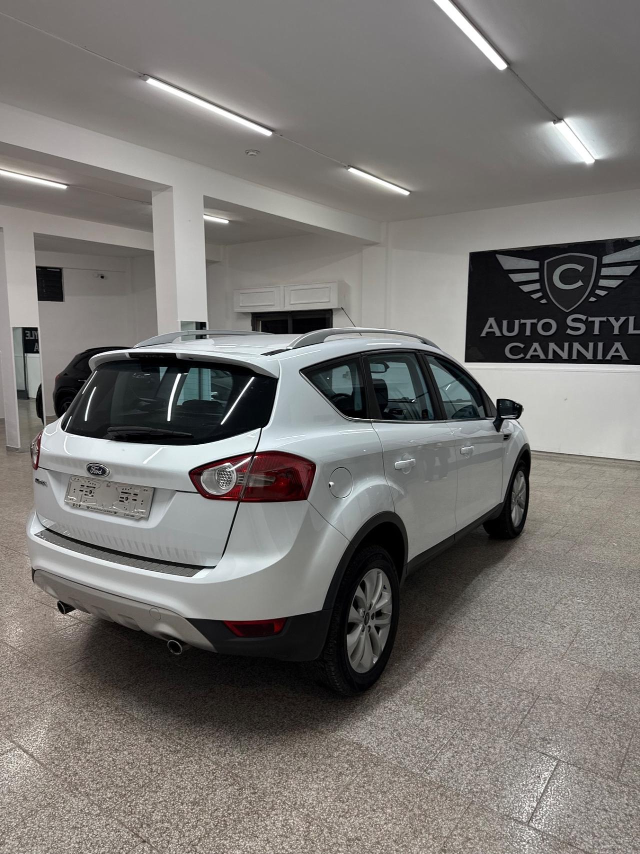 Ford Kuga 2.0 TDCi 136 CV 2WD Titanium DPF