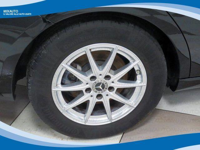 MERCEDES-BENZ CLA 200 D Business EU6