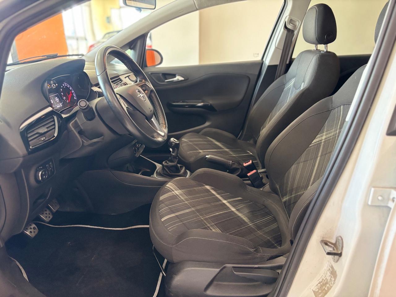 Opel Corsa 1.4 90CV GPL Tech 5 porte b-Color