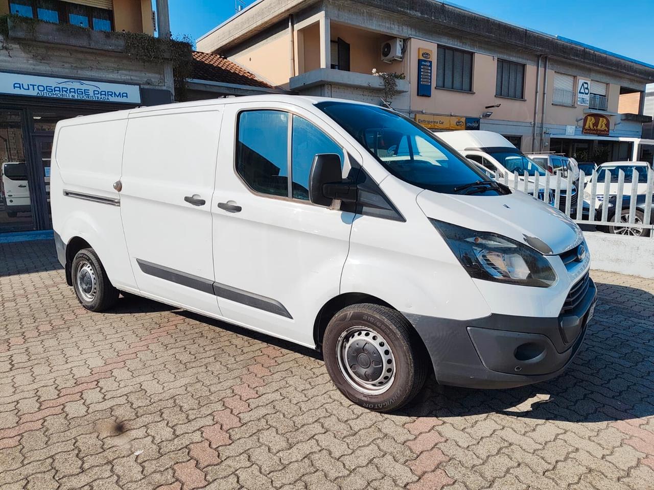 FORD TRANSIT CUSTOM IVA ESPOSTA