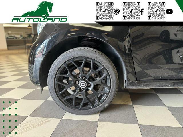 SMART ForFour 70 1.0 twinamic SuperPassionTotalBlackNeopatentati