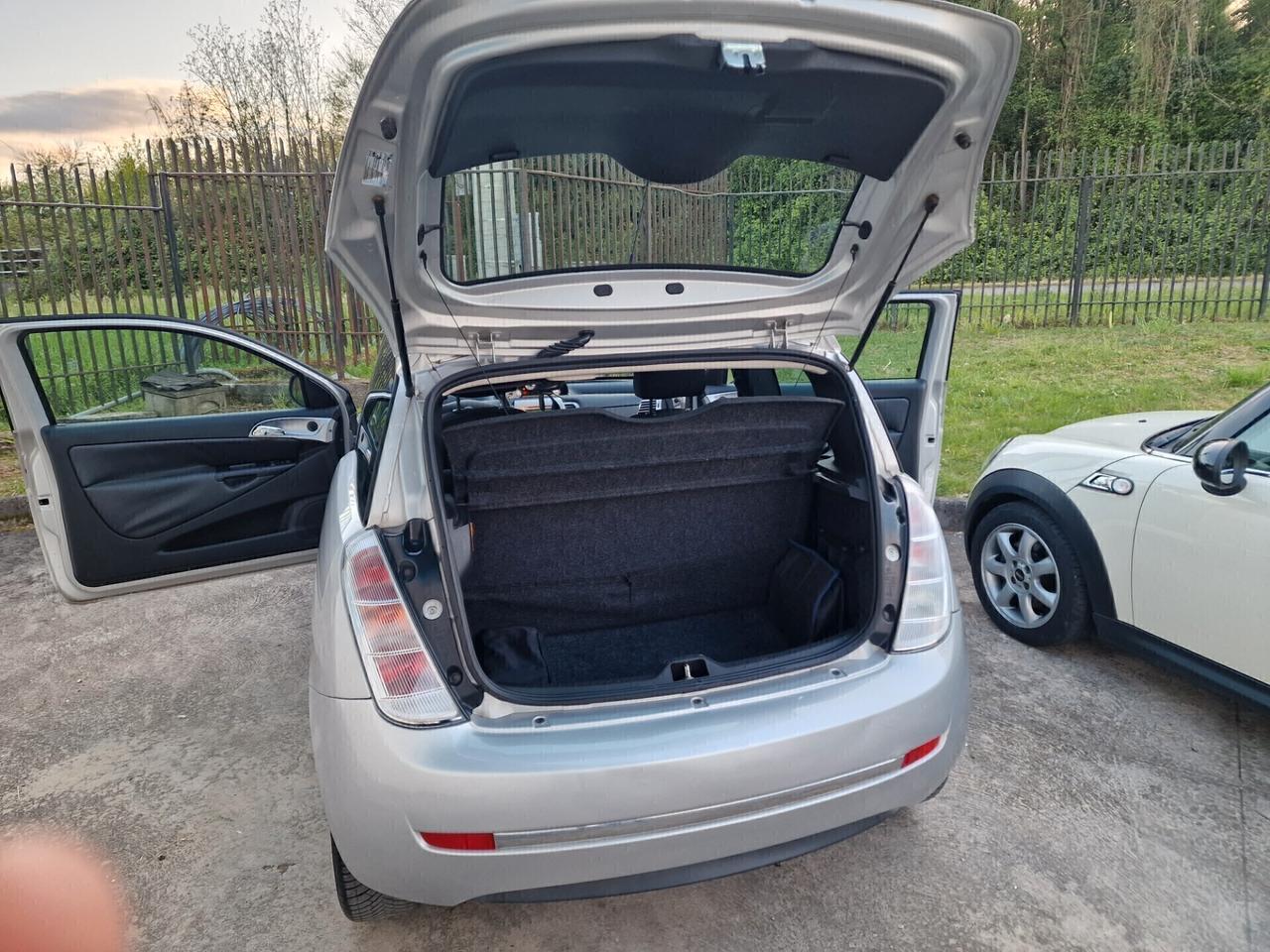LANCIA YPSILON 1.4 Unyca Ecochic GPL