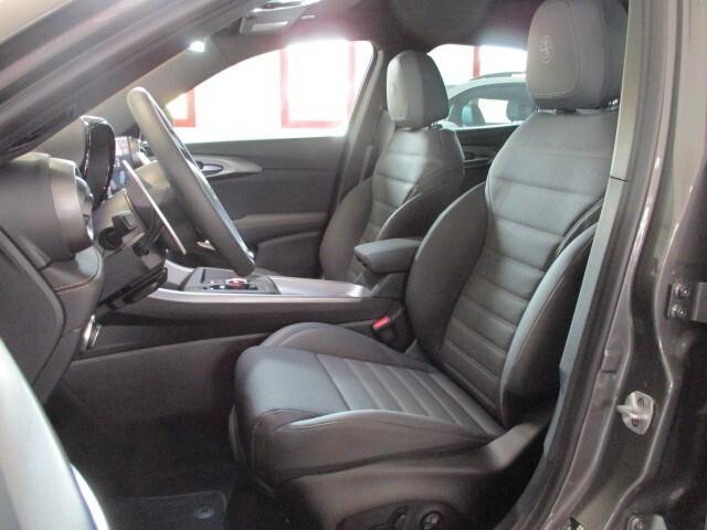 Alfa Romeo Tonale 1.6 diesel 130 CV TCT6 Veloce