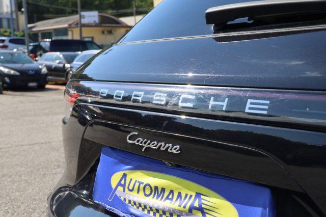 PORSCHE Cayenne 3.0 V6
