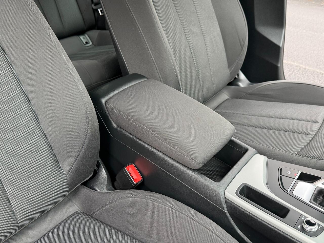 Audi A4 Avant 40 g-tron Stronic NAVI COCKPIT LED