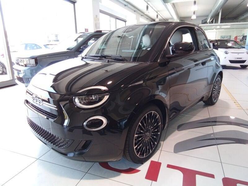 FIAT 500 Hybrid Hybrid Icon