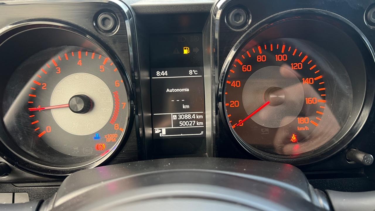 Suzuki Jimny 1.5 5MT PRO (N1)