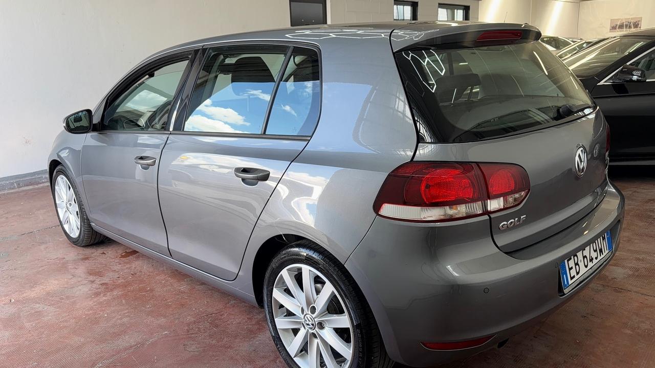 Volkswagen Golf 6 VI 1.6 TDI DSG Highline