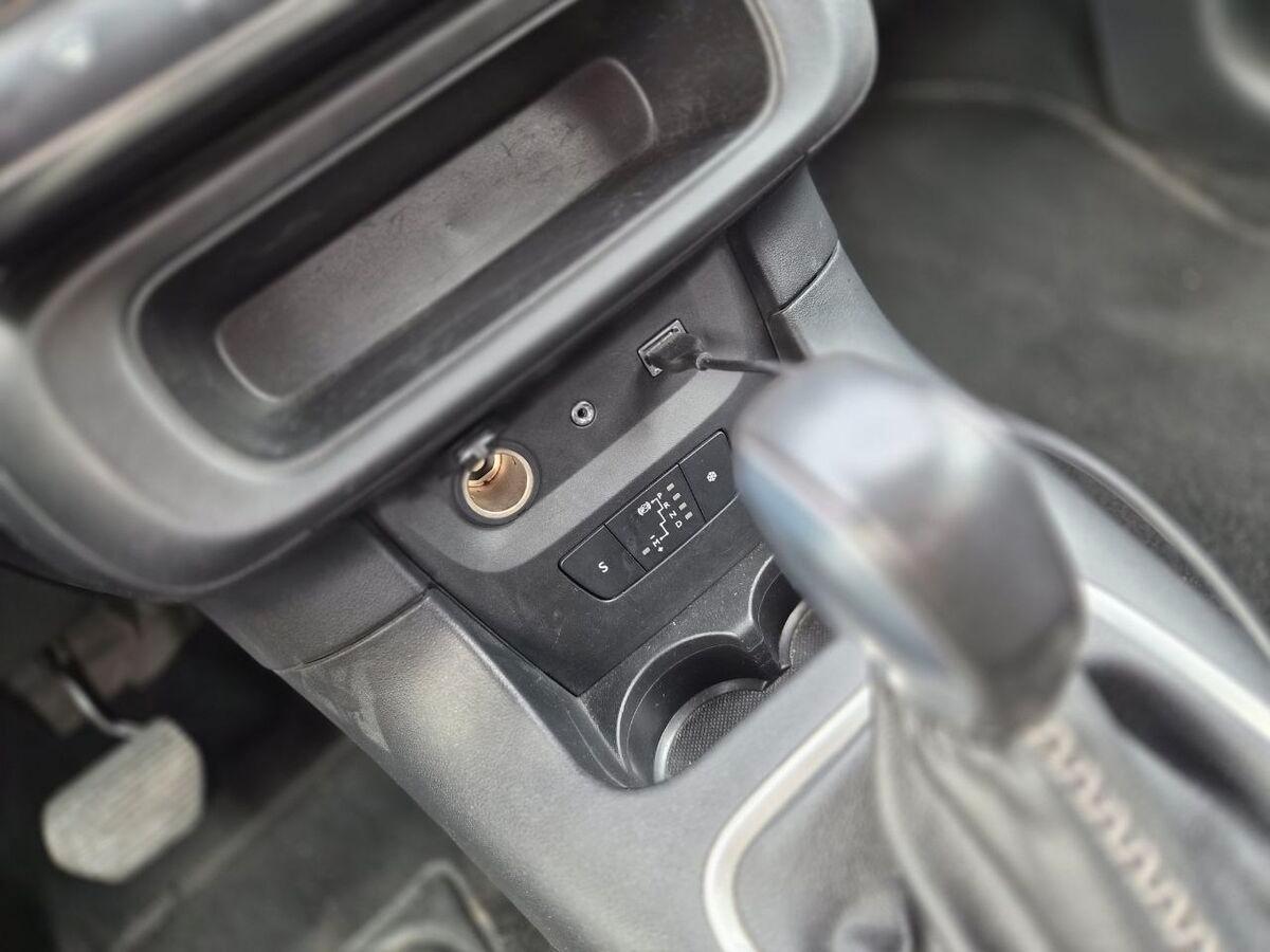 Citroen C3 1.2 puretech Shine s&s 110cv eat6