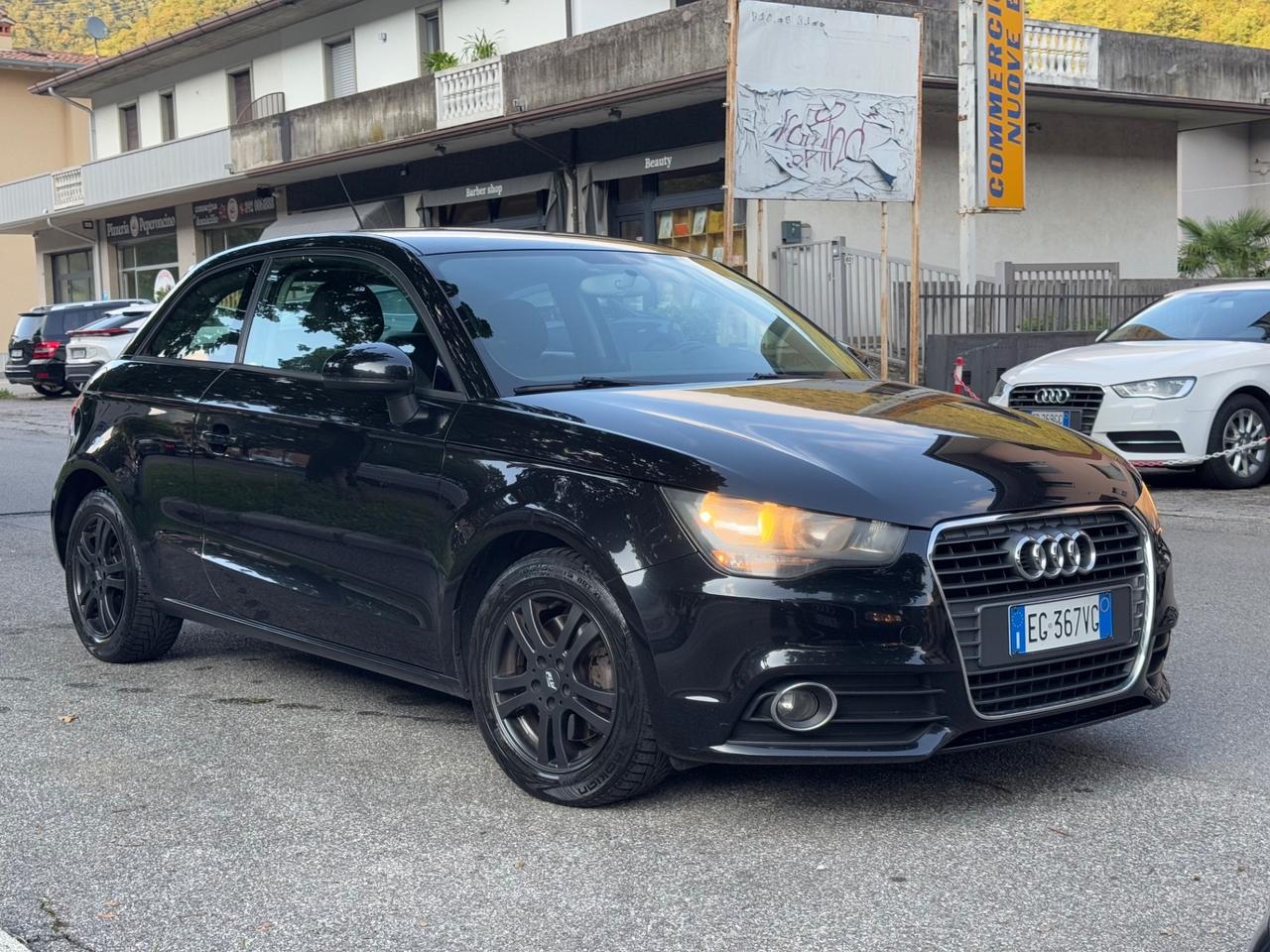 Audi A1 1.6 TDI 105 CV Ambition - GIA' TAGLIANDATA