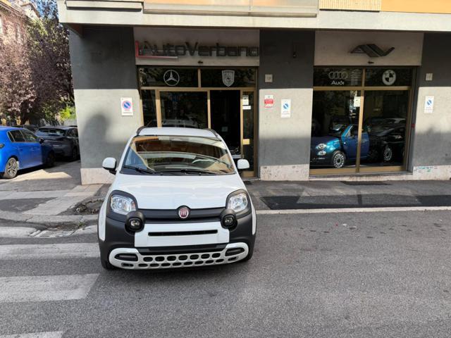 FIAT Panda 1.0 FireFly S&S Hybrid Pandina-Navi-Carplay
