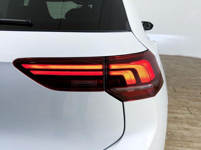 Volkswagen Golf Golf 1.5 etsi R-Line Plus 150cv dsg