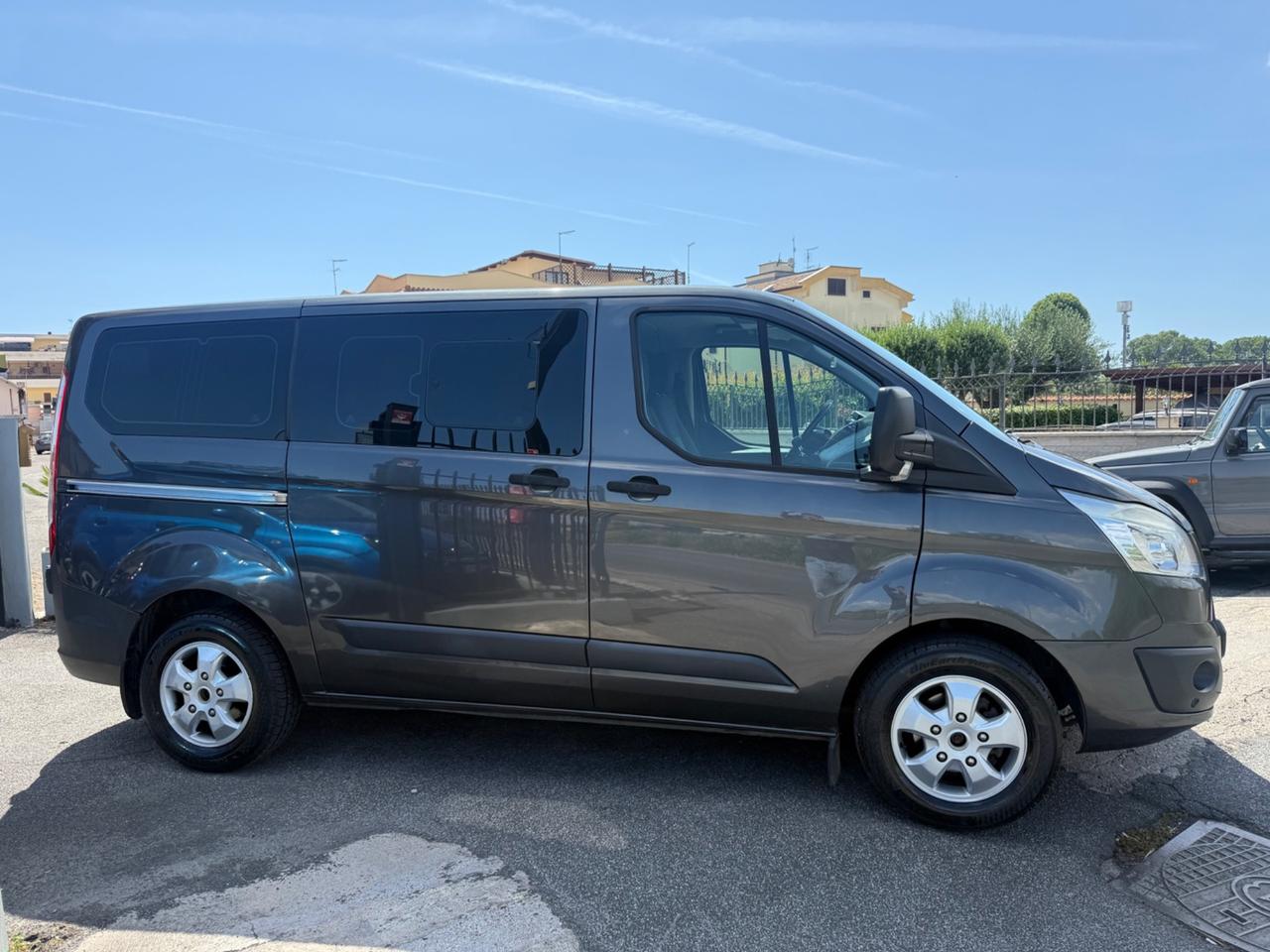 Ford Transit Custom 2.0 TDCi 130cv 9 POSTI SHUTTLE
