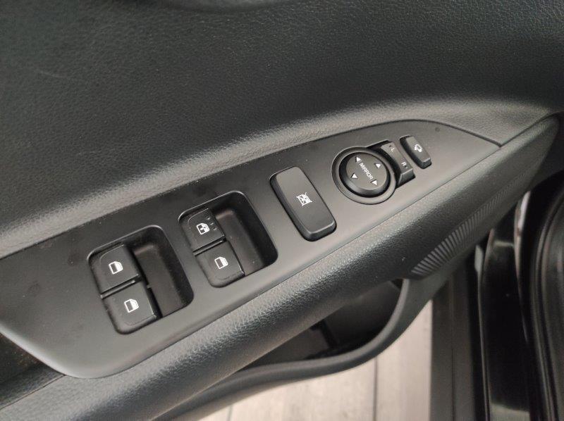 KIA Stonic - Stonic 1.0 T-GDi 120 CV MHEV DCT GT Line