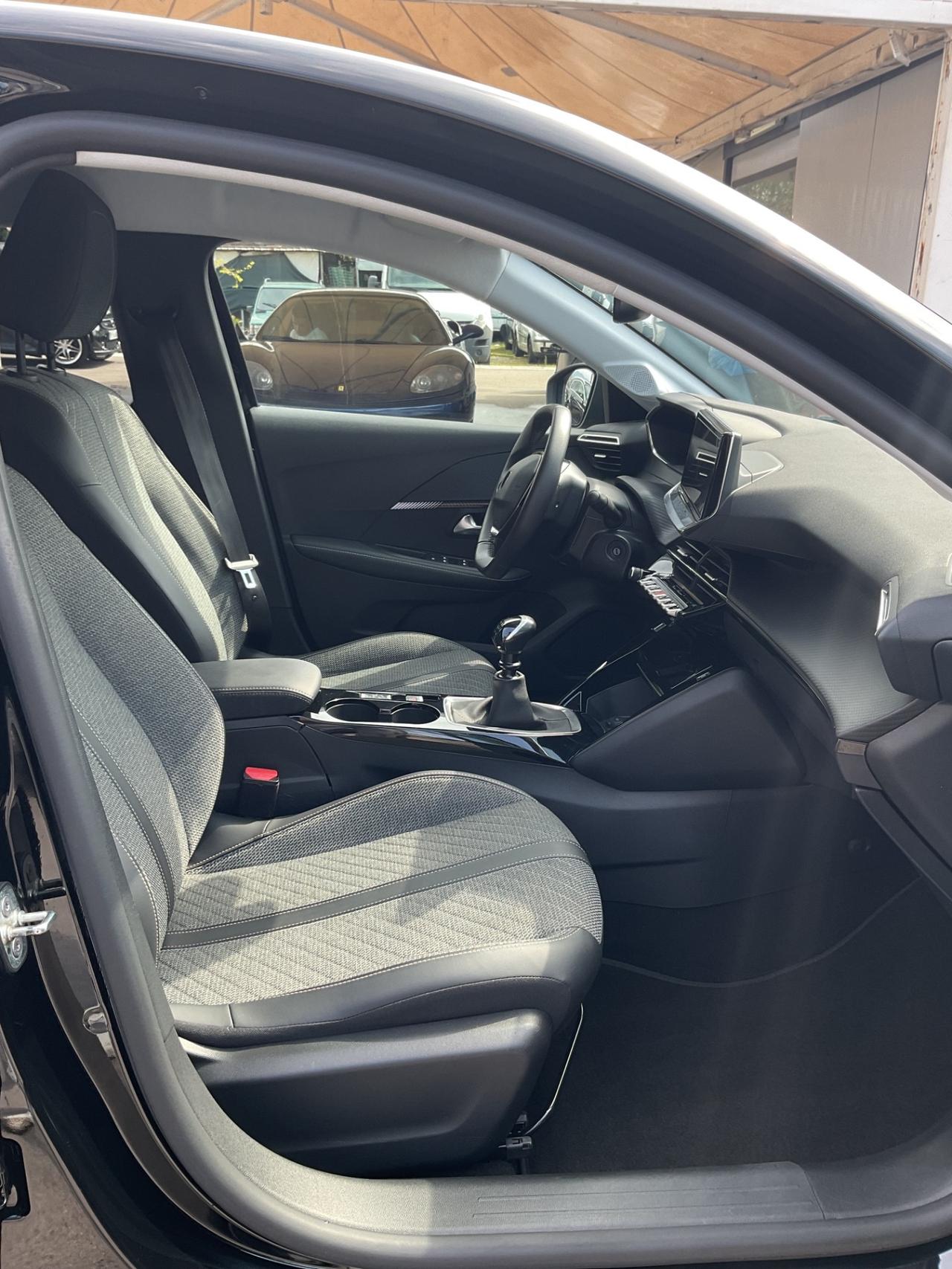 Peugeot 208 PureTech 100 Stop&Start 5 porte Allure