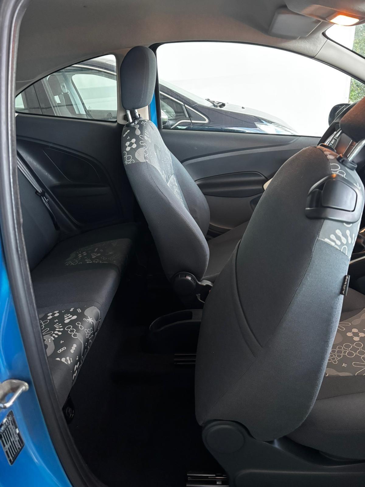 Ford Ka 1.2 8V 69CV Titanium