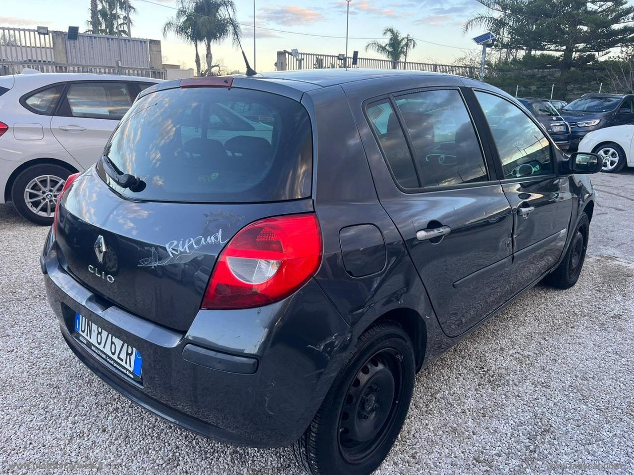 RENAULT Clio Storia 1.2 16V 5p. Dynamique